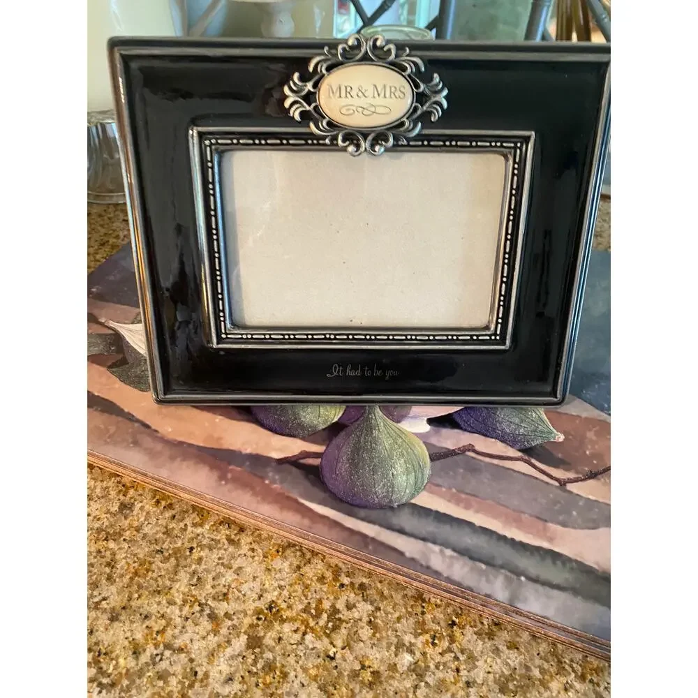 Grasslands Mr & Mrs Black Frame
